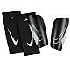 Chrániče Nike Mercurial Lite DN3611 010