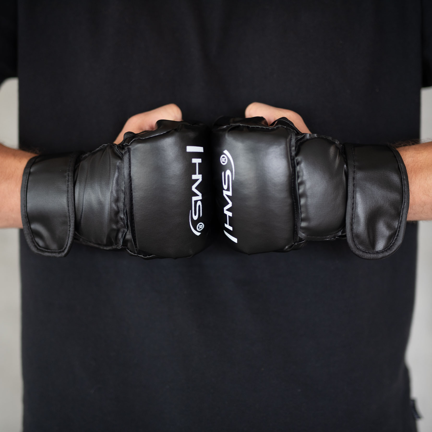 Elektronický boxerský terč HMS TB10 s LED, Bluetooth a rukavicemi (Music Boxing Machine)