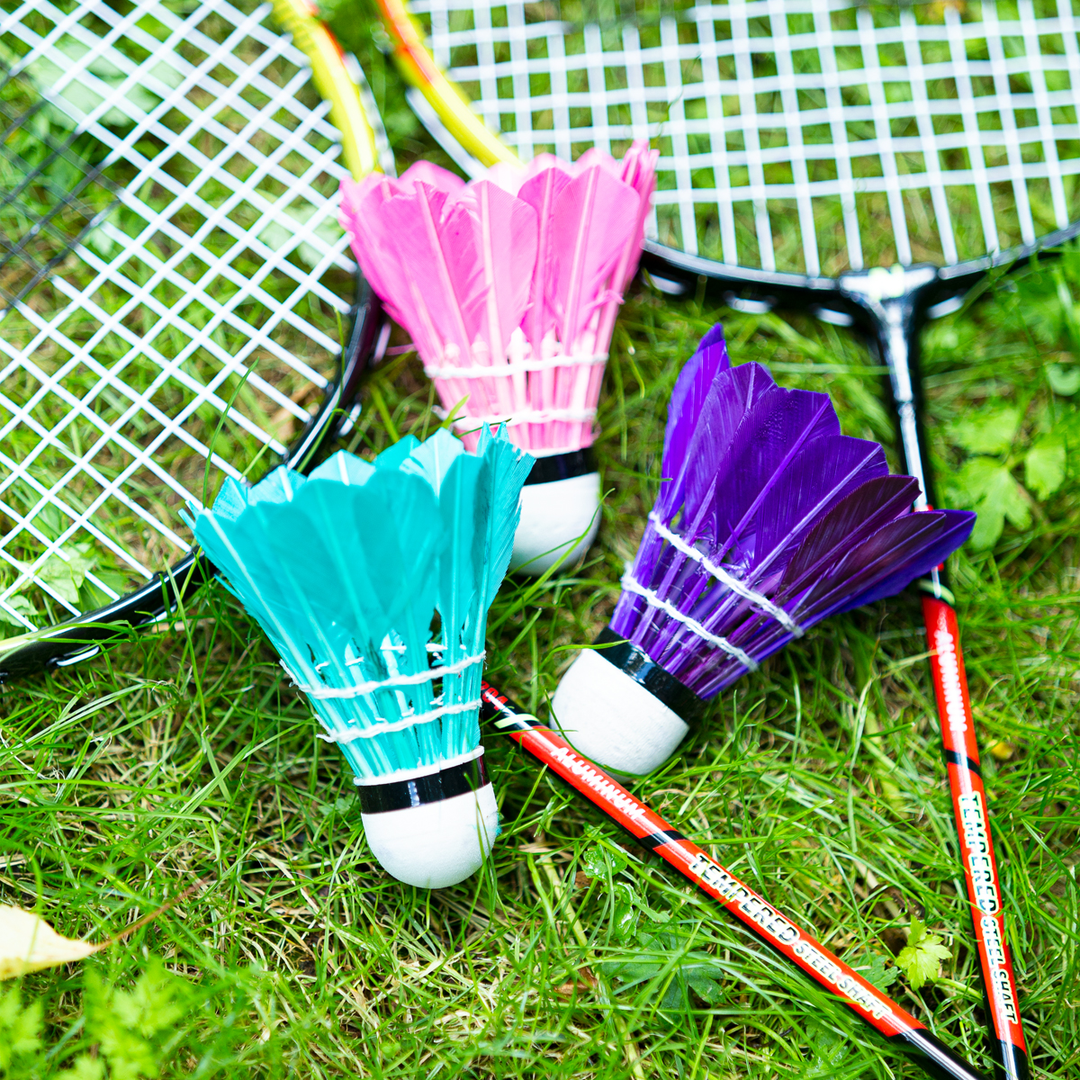 Badmintonové míčky z peří NILS NBL6213 multicolor 3 ks