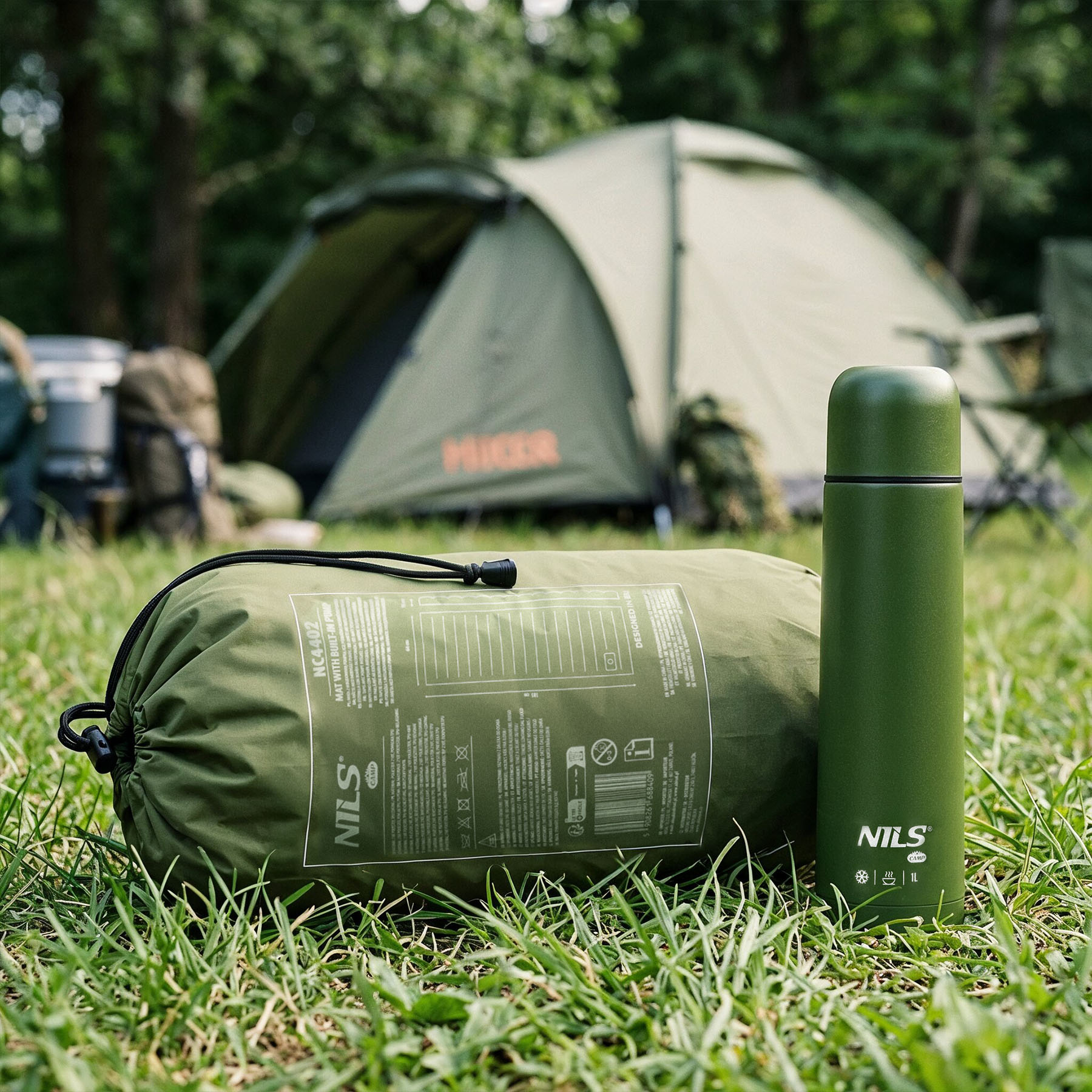 Turistická karimatka NILS Camp NC4402 zelená s integrovanou pumpou