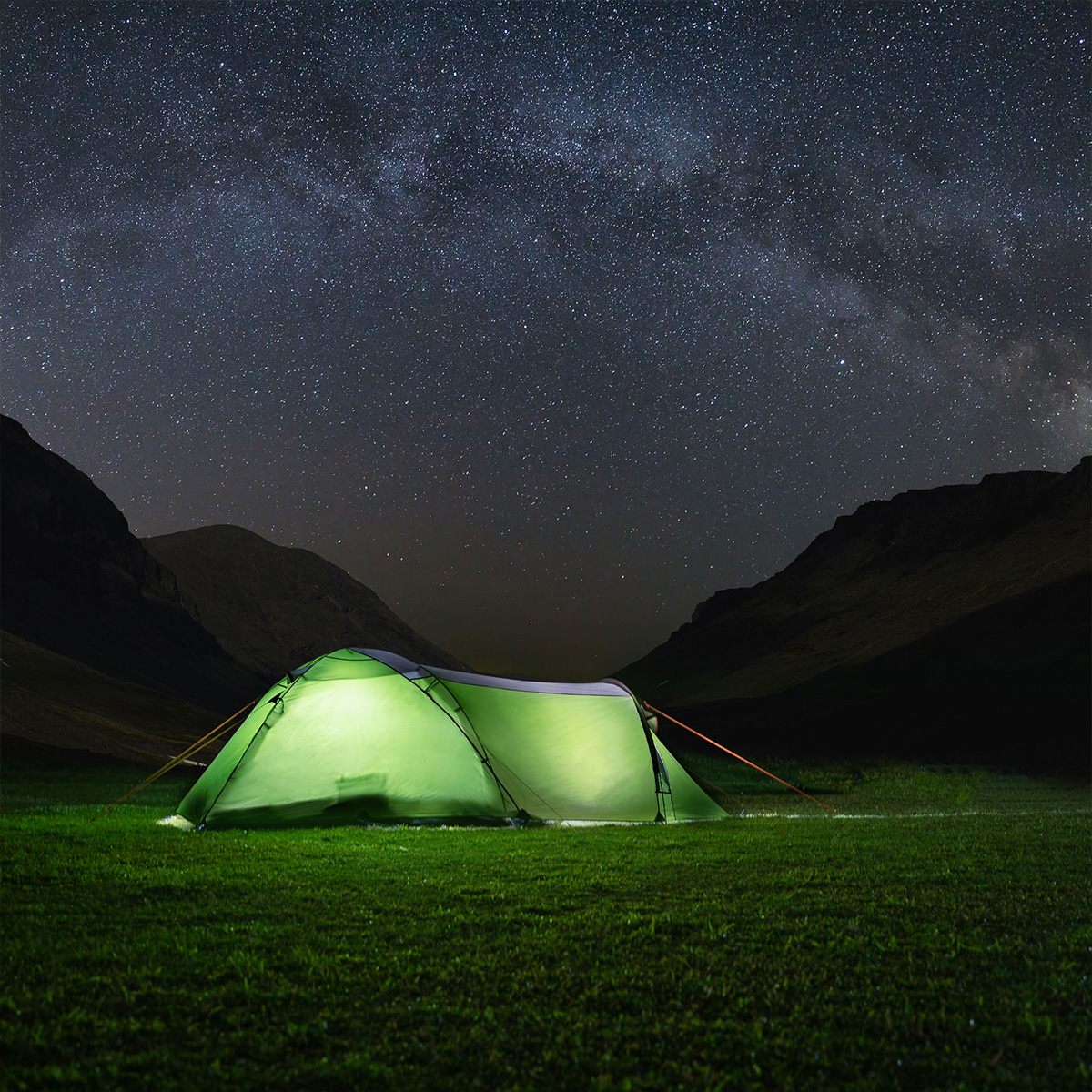 Turistický stan NILS Camp NC6312 Trekker III