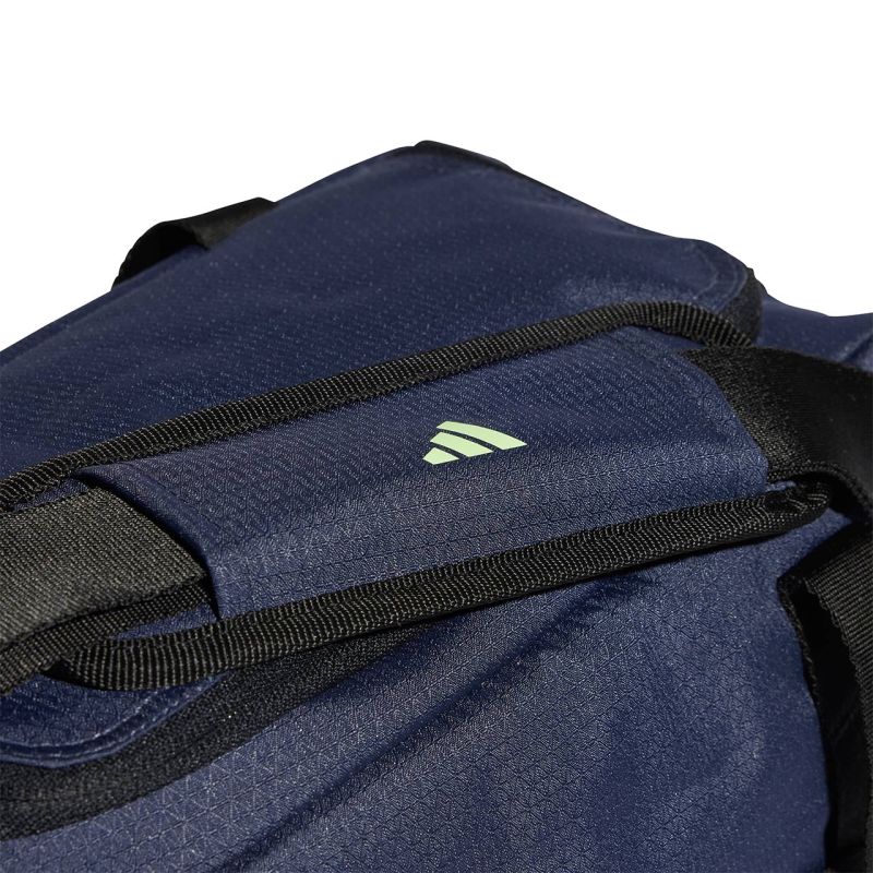 Taška adidas Essentials 3-Stripes Duffel XS IR9822