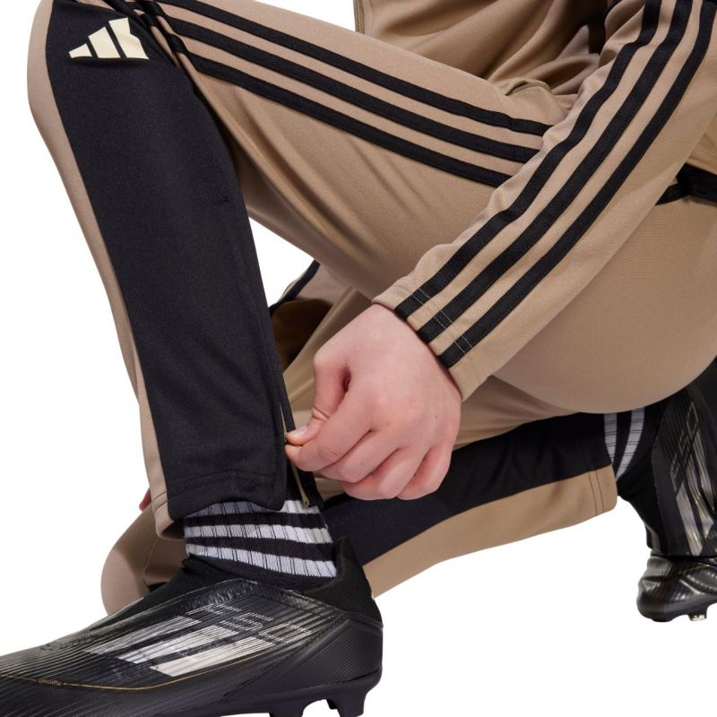 Tepláky adidas Squadra 25 Training Jr JP3371