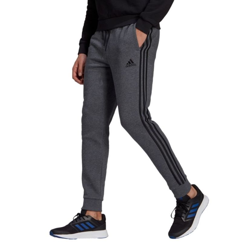 Tepláky adidas Essentials Tapered Cuff 3 Stripes M GK8826
