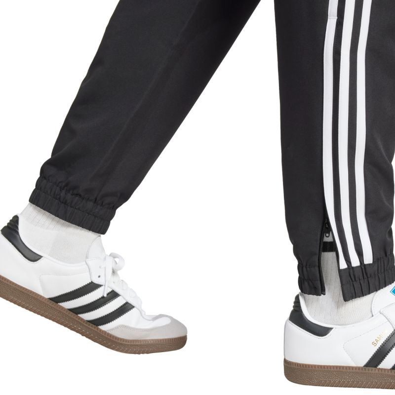 Tepláky adidas Tiro 25 Essentials Woven M JC5445