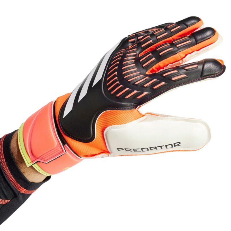 Brankárske rukavice adidas Predator MTC M IN1599