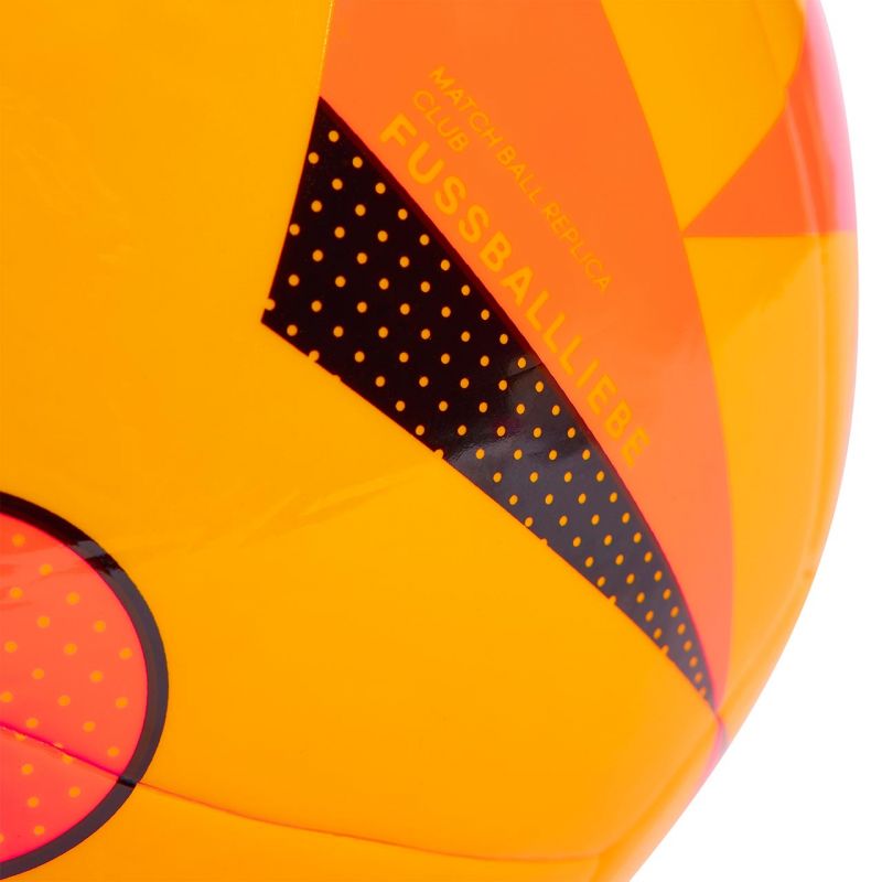 Futbalová lopta adidas Euro24 Club IP1615