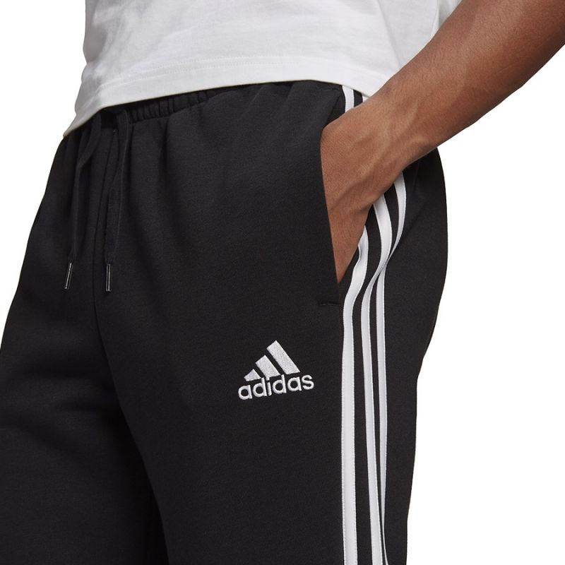 Tepláky adidas Essentials Tapered Elasticcuff 3 Stripes Pant M GK8822