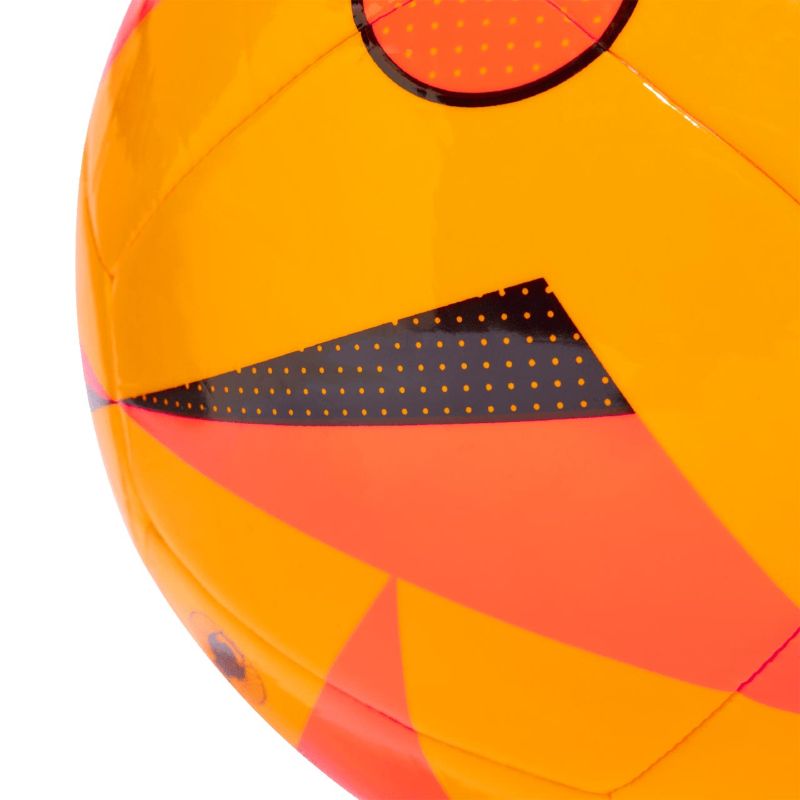 Futbalová lopta adidas Euro24 Club IP1615