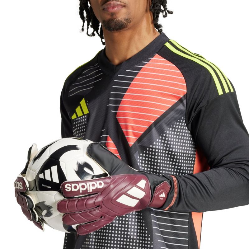 Brankárske rukavice adidas Copa Club M IQ4017