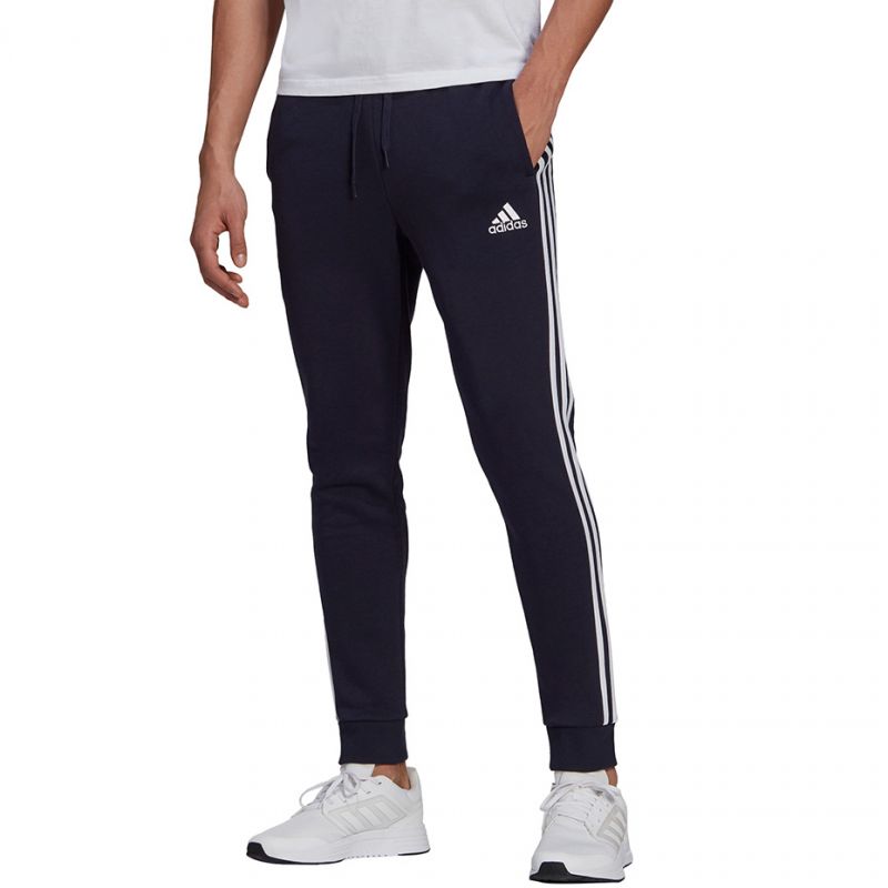 Tepláky adidas Essentials Fleece Tapered Cuff 3-Band M GK8823