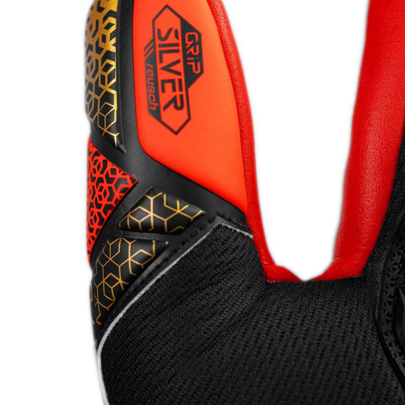 Brankárske rukavice Reusch Attrakt Freegel Silver M 5570235 7075