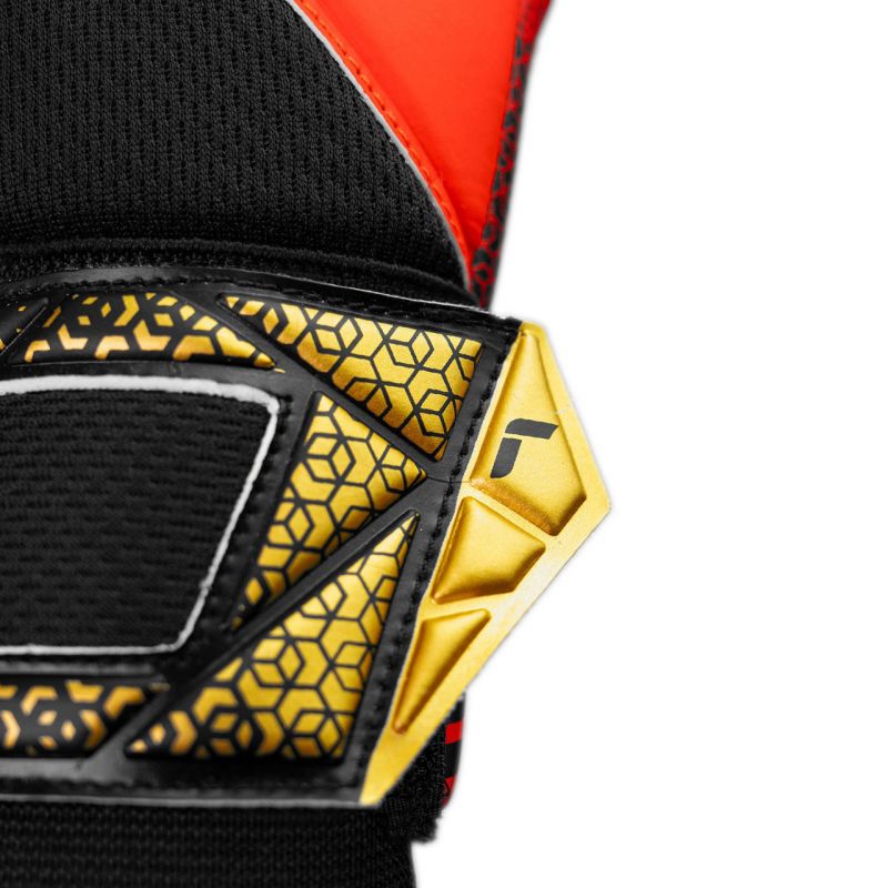 Brankárske rukavice Reusch Attrakt Freegel Silver M 5570235 7075