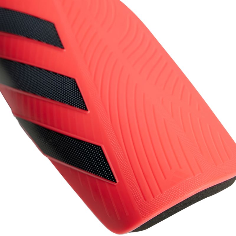 Chrániče adidas Tiro Club JM4203