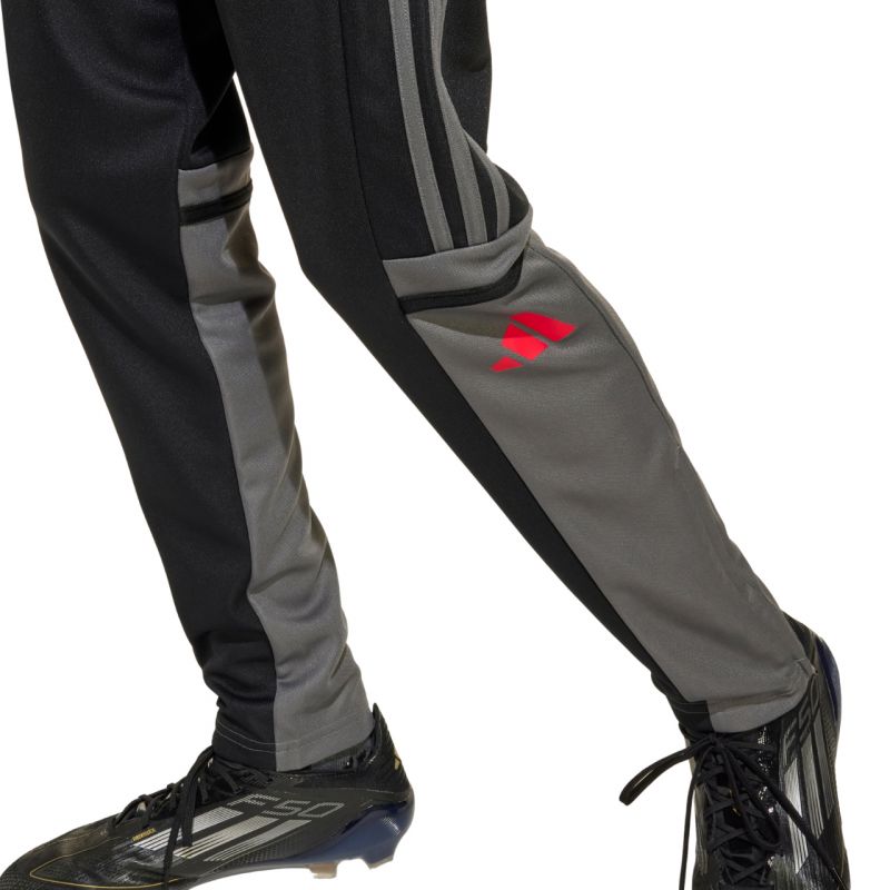 Tepláky adidas Squadra 25 Training Jr JD1628