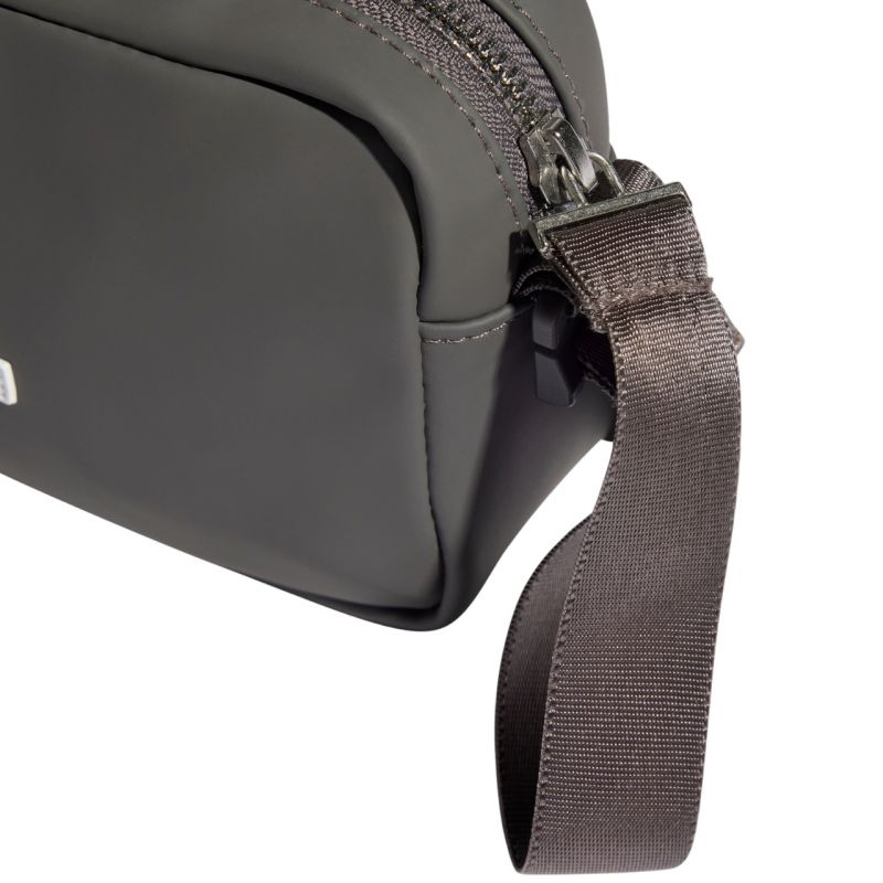 adidas Essentials Polyurethane6 IN1865