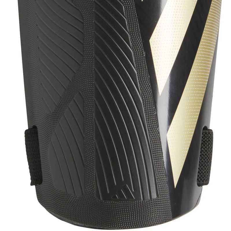 Chrániče adidas Tiro Training IP3998