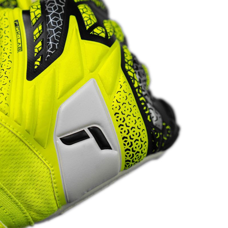 Brankárske rukavice Reusch Attrakt Grip M 5570815 2014