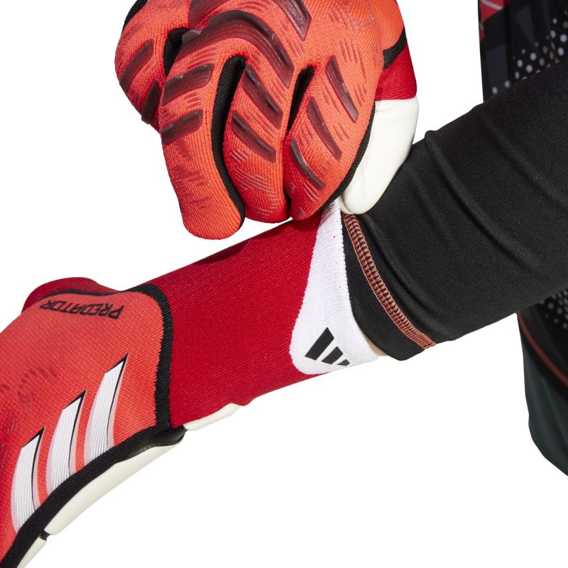 Brankárske rukavice adidas Predator Pro M IW6276