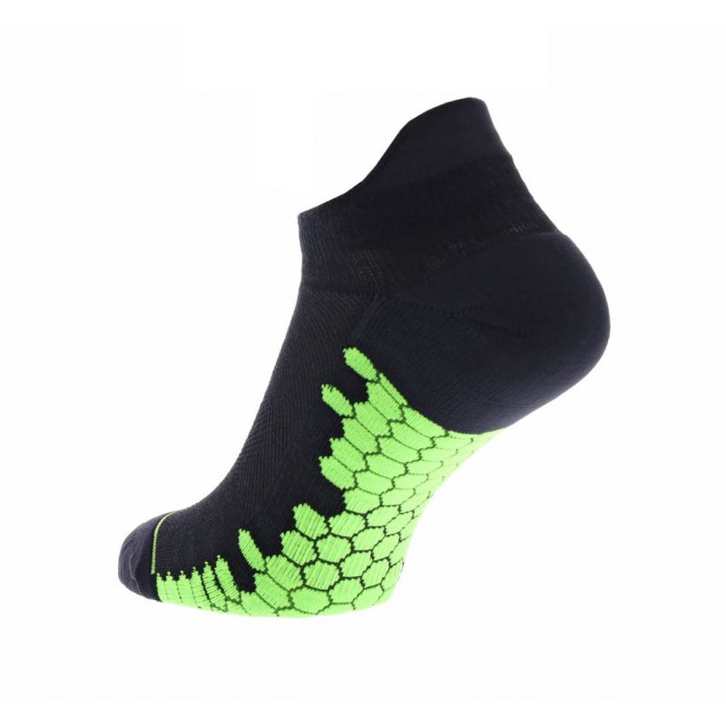 Ponožky inov-8 Trailfly Ultra Sock Low. 001004-BKGN-01