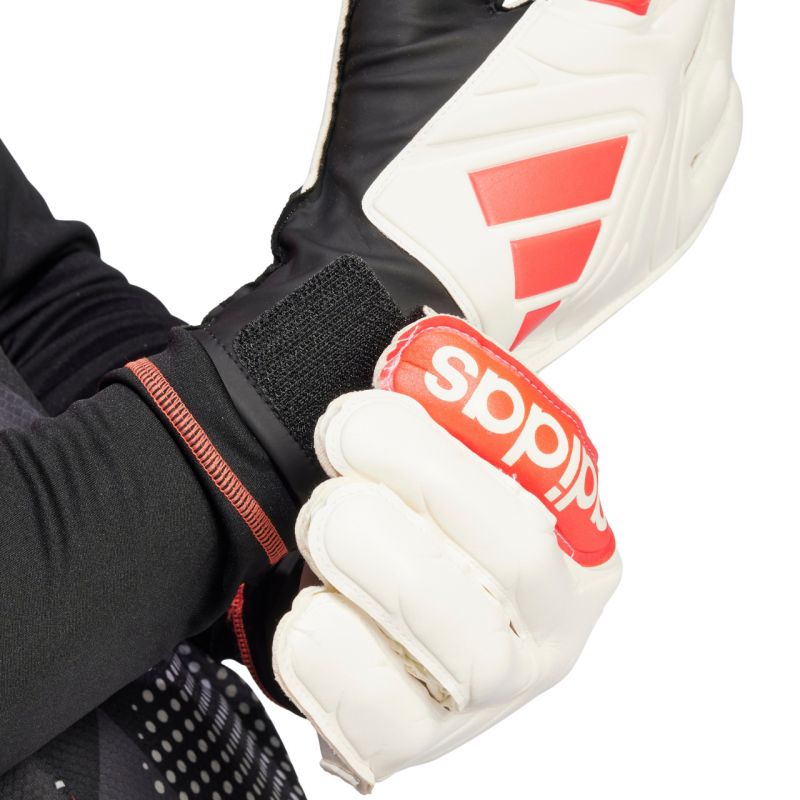 Brankárske rukavice adidas Copa Club Goalkeeper M JH3789
