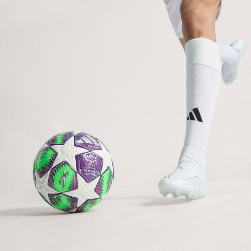 Futbalová lopta adidas UWCL 25/26 League Stage Pro JD0190