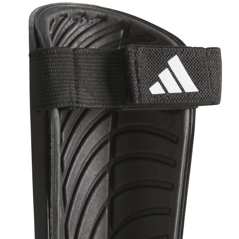 Chrániče adidas Tiro Training IP3998
