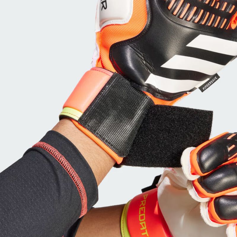 Brankárske rukavice adidas Predator GL MTC FS IQ4037