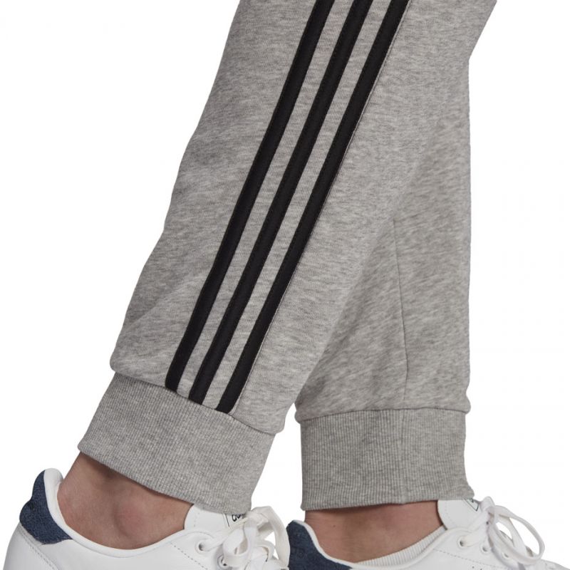 Tepláky adidas Essentials Tapered Cuff 3 Stripes M GK8889