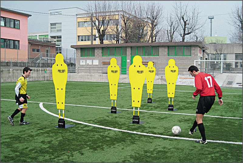 Podstavec na figurínu do múru FLEXI